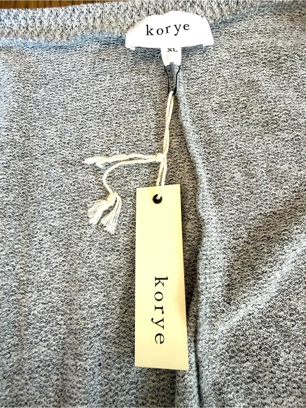 Korye Gray Wrap Sweater V-Neck Textured Knit Dolman Sleeve NWT XL - Picture 6 of 11